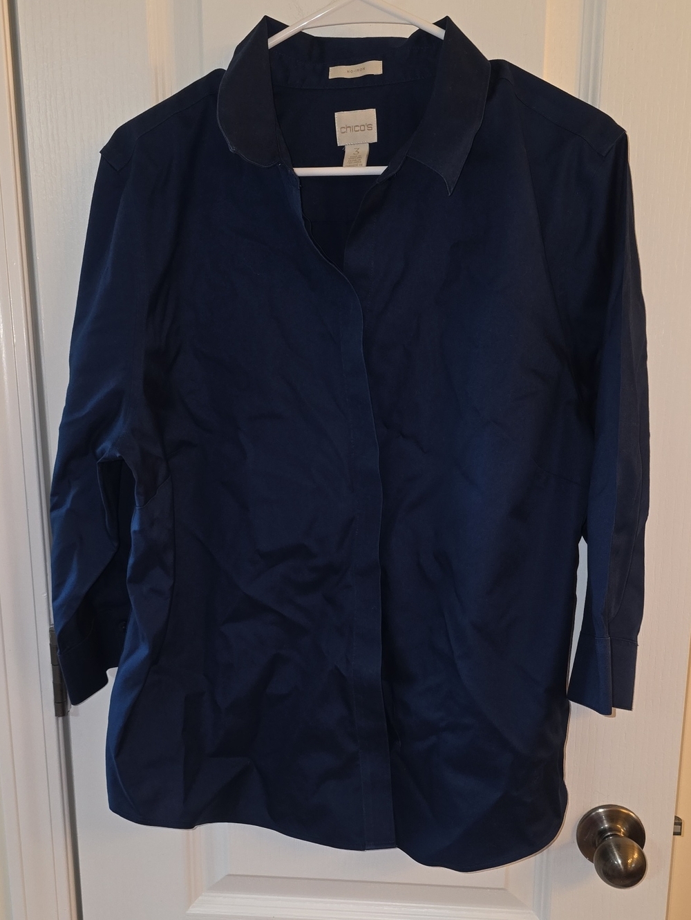 Chico's Size 3 Deep Navy Collar Button-Up Blouse No Iron